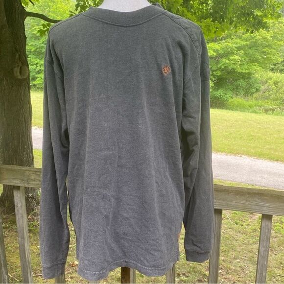Ariat Men’s Sz Medium Charcoal Grey Long Sleeve Crew Neck Cotton Tee Shirt - Picture 1 of 5